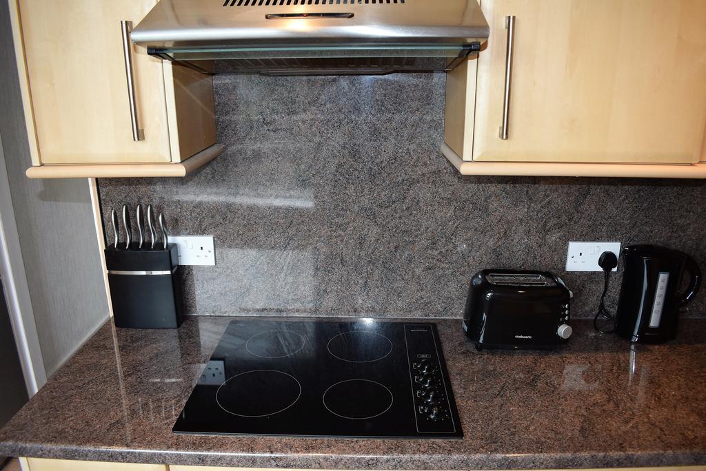 Kelpies Serviced Apartments Macgregor- 2 Bedrooms Grangemouth Bagian luar foto